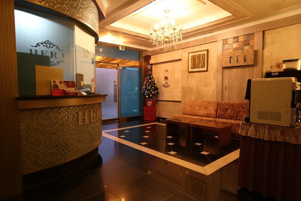 דאג'און Hera Motel מראה חיצוני תמונה